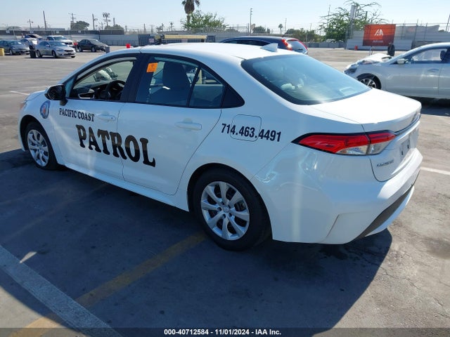 Toyota COROLLA LE 2022 5YFEPMAE1NP297652 Image 3