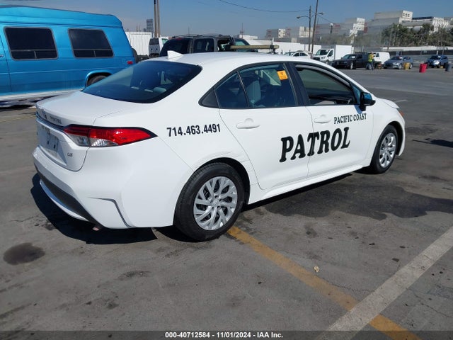 Toyota COROLLA LE 2022 5YFEPMAE1NP297652 Image 4