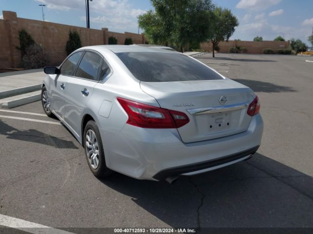 1N4AL3AP3JC175339 Nissan Altima 2.5 S