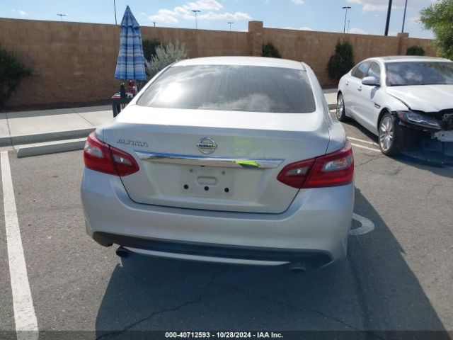 1N4AL3AP3JC175339 Nissan Altima 2.5 S