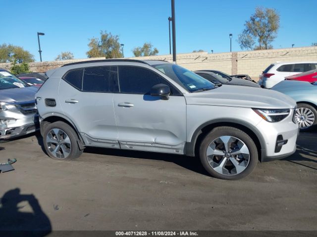 YV4L12UL0R2291057 Volvo Xc40 B5 Plus Dark Theme