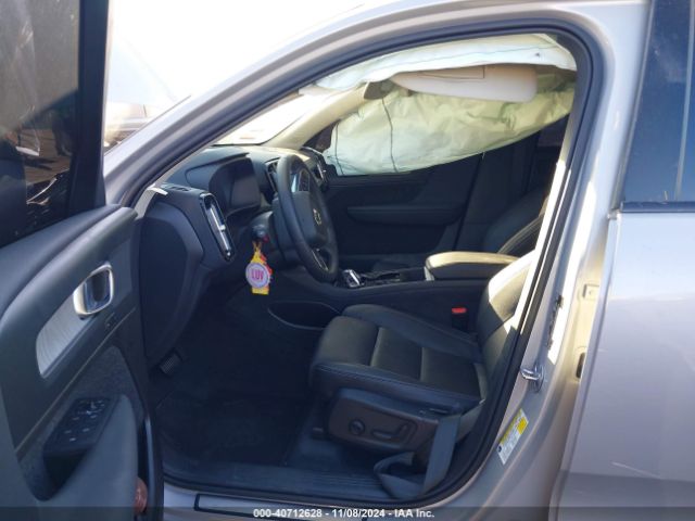 YV4L12UL0R2291057 Volvo Xc40 B5 Plus Dark Theme