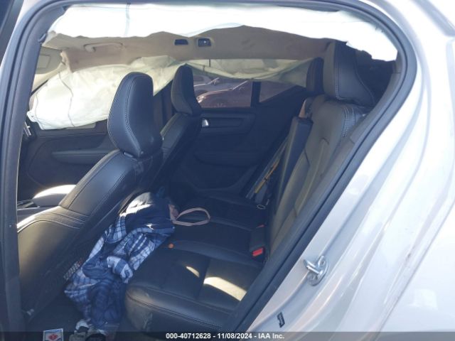 YV4L12UL0R2291057 Volvo Xc40 B5 Plus Dark Theme