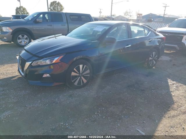 1N4BL4DW8NN358372 Nissan Altima Sv Intelligent Awd