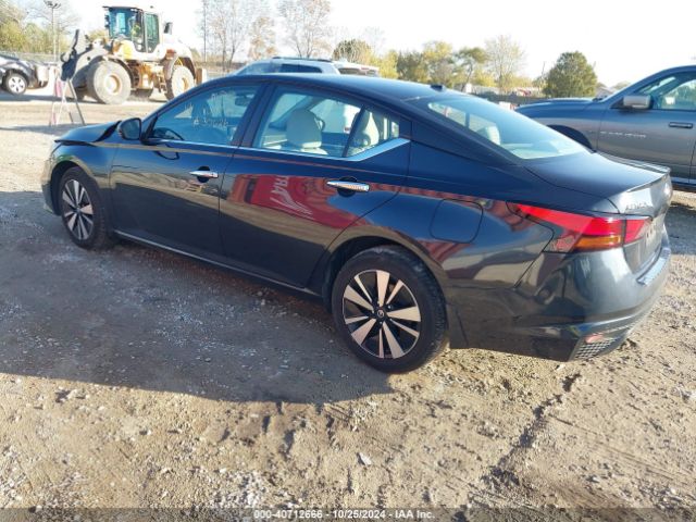 1N4BL4DW8NN358372 Nissan Altima Sv Intelligent Awd