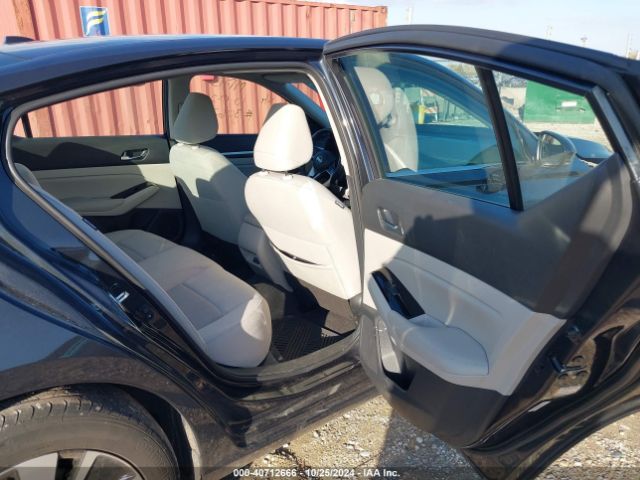 1N4BL4DW8NN358372 Nissan Altima Sv Intelligent Awd