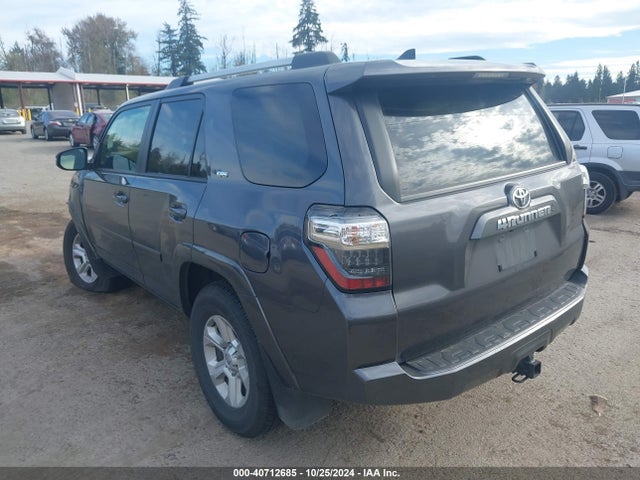 Toyota 4RUNNER SR5 2023 JTEEU5JR5P5303577 Image 3