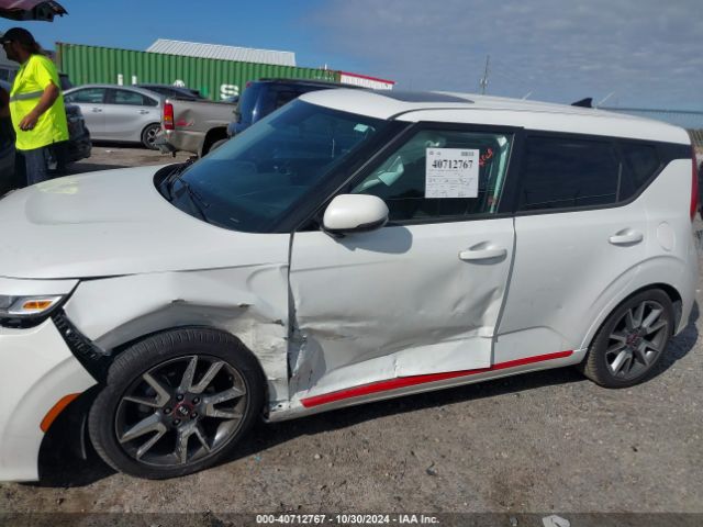 KNDJ63AU9M7126909 KIA Soul Gt-line