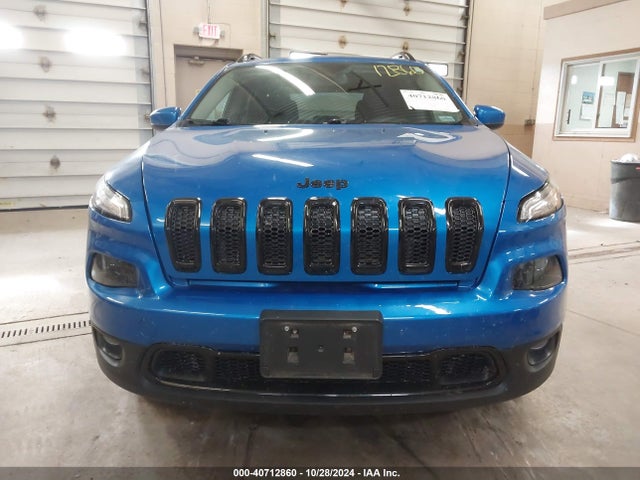 1C4PJMCX8JD578028 Jeep Cherokee Latitude 4x4