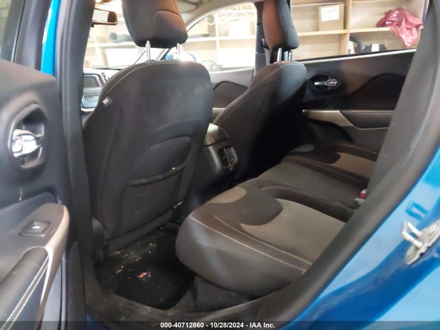 1C4PJMCX8JD578028 Jeep Cherokee Latitude 4x4