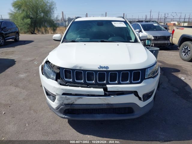 3C4NJCBB3MT514453 Jeep Compass Latitude Fwd