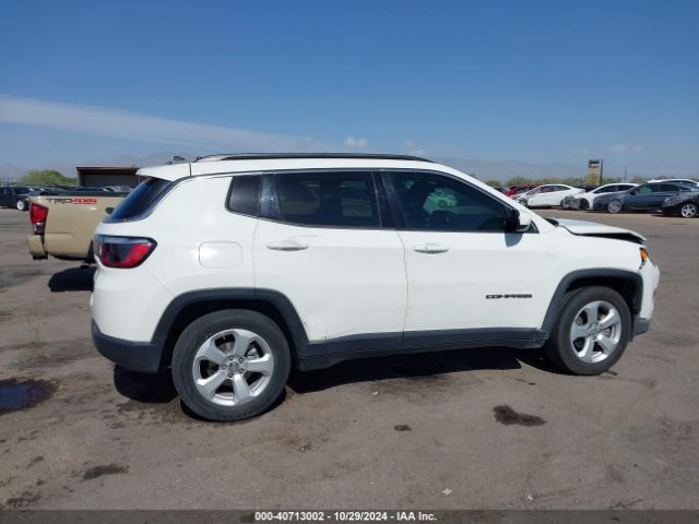 3C4NJCBB3MT514453 Jeep Compass Latitude Fwd