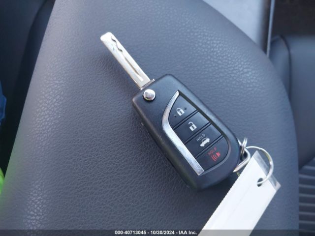 4T1G11AK6NU670441 Toyota CAMRY SE