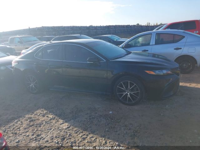 4T1G11AK6NU670441 Toyota CAMRY SE