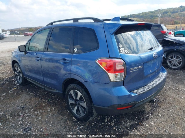 Subaru Forester 2.5i Premium 2018 JF2SJAEC8JH594064 Image 3