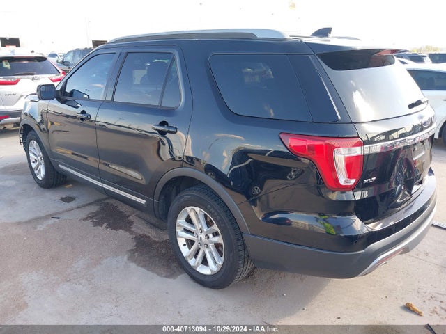 Ford EXPLORER XLT 2017 1FM5K7D89HGB78464 Image 3