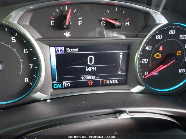Chevrolet EQUINOX LT 2018 2GNAXSEV5J6167583 Image 16