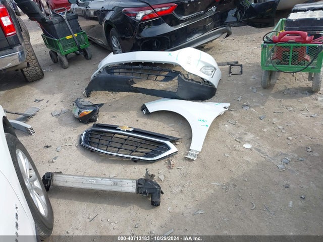Chevrolet EQUINOX LT 2018 2GNAXSEV5J6167583 Image 12