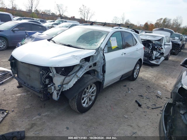 Chevrolet EQUINOX LT 2018 2GNAXSEV5J6167583 Image 2