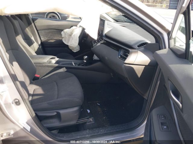 NMTKHMBX6KR077716 Toyota C-HR LE