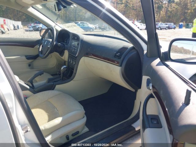 2011 SAAB 9-3 YS3FA4CY2B1314125 Photo 4