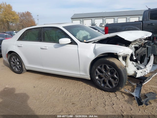 2C3CCAGG6FH842475 Chrysler 300 300s
