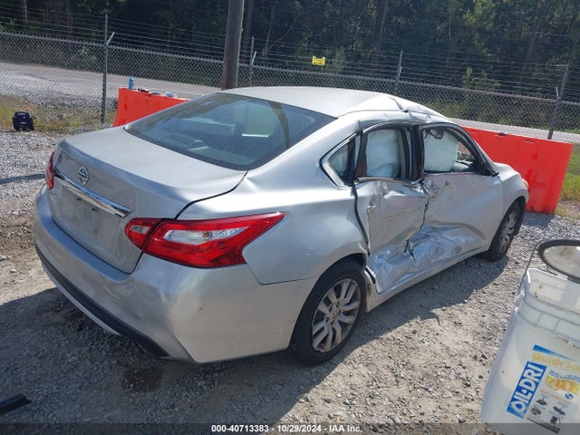 Nissan Altima 2.5 S 2017 1N4AL3AP3HC229457 Image 4
