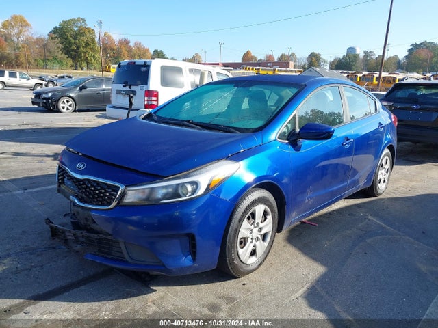 KIA FORTE LX 2017 3KPFK4A72HE159368 Image 2
