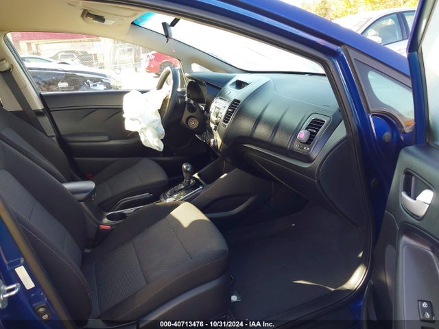 KIA FORTE LX 2017 3KPFK4A72HE159368 Image 5