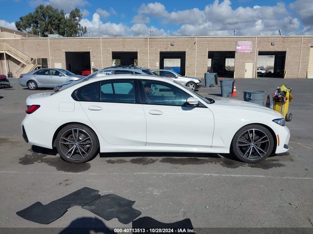 BMW 330I 2023 3MW69FF06P8C80417 Image 13