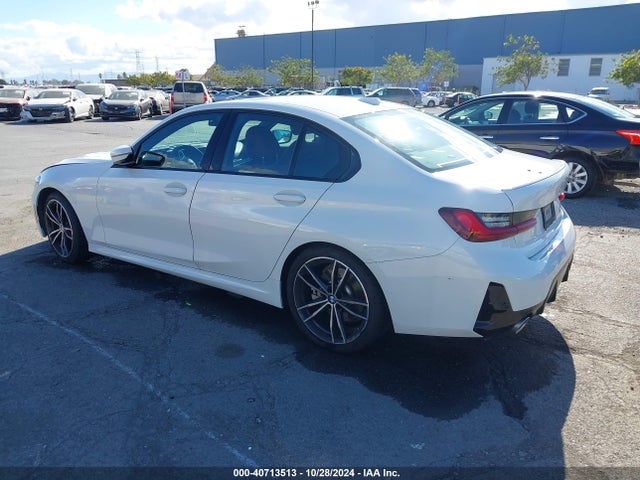 BMW 330I 2023 3MW69FF06P8C80417 Image 3