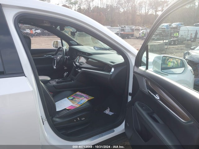 2020 CADILLAC XT6 1GYKPHRS2LZ227725 Photo 4