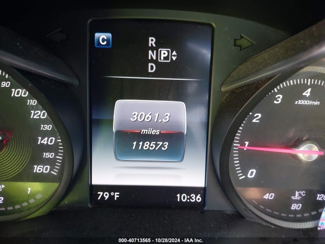 55SWF4KB3FU020895 Mercedes-Benz C 300 4matic/luxury 4matic/sport 4matic