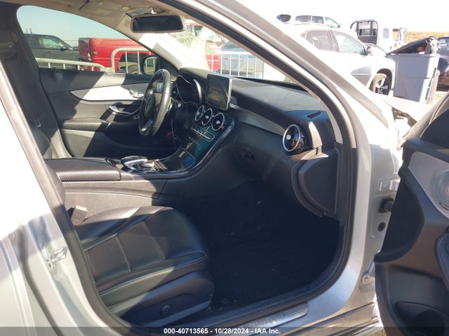 55SWF4KB3FU020895 Mercedes-Benz C 300 4matic/luxury 4matic/sport 4matic