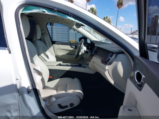 YV4102RL9L1428738 Volvo Xc60 T5 Inscription