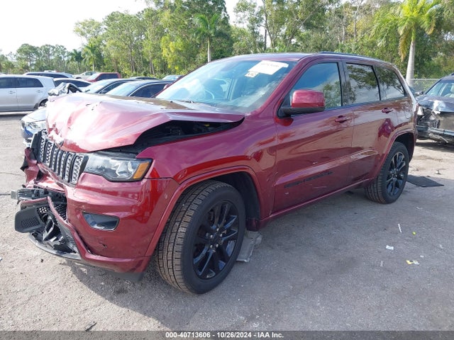 1C4RJEAG3NC155757 Jeep Grand Cherokee Wk Laredo X 4x2