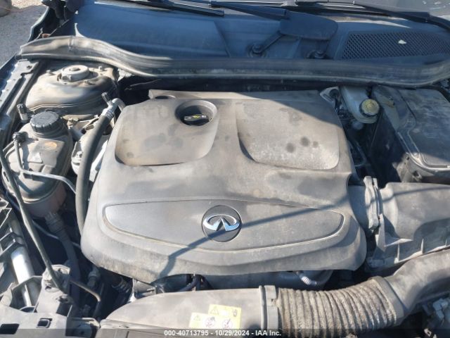 SJKCH5CRXJA052595 Infiniti Qx30 Luxury