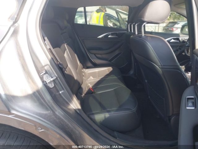 SJKCH5CRXJA052595 Infiniti Qx30 Luxury