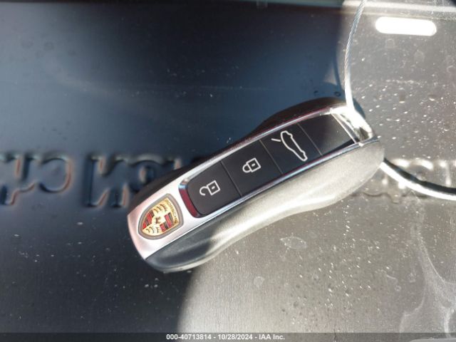 WP0AJ2A79ML119985 Porsche PANAMERA 4