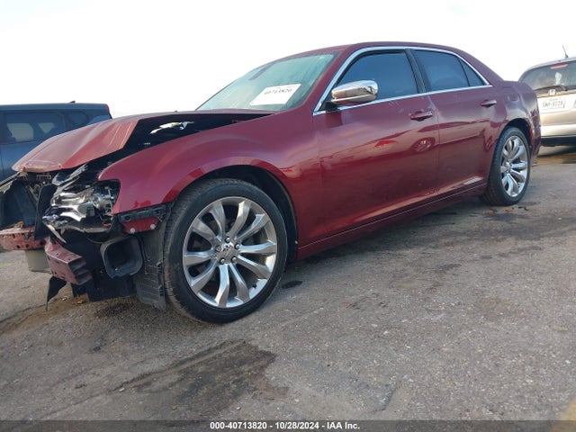 Chrysler 300 Touring 2019 2C3CCAAG3KH609883 Image 2