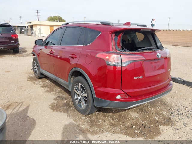 2T3WFREV1JW494254 Toyota Rav4 Adventure/xle