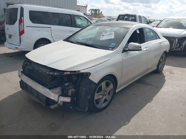 Mercedes-Benz CLA 250 2018 WDDSJ4EB9JN585386 Image 2