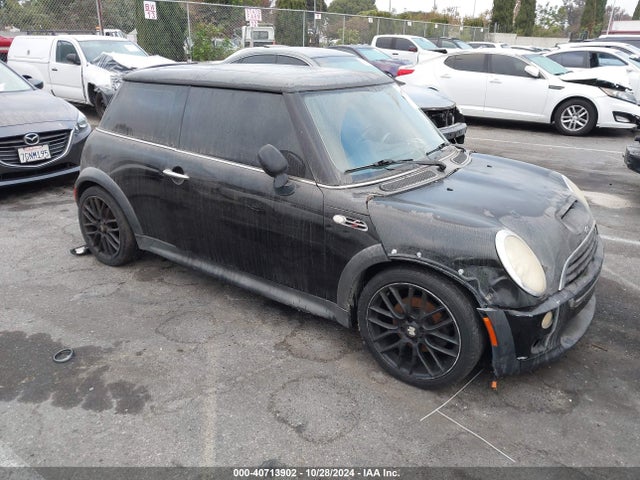 2005 MINI COOPER S WMWRE33575TL11283 Photo 0