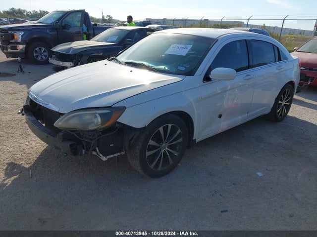 1C3CCBBG4EN128640 Chrysler 200 Touring