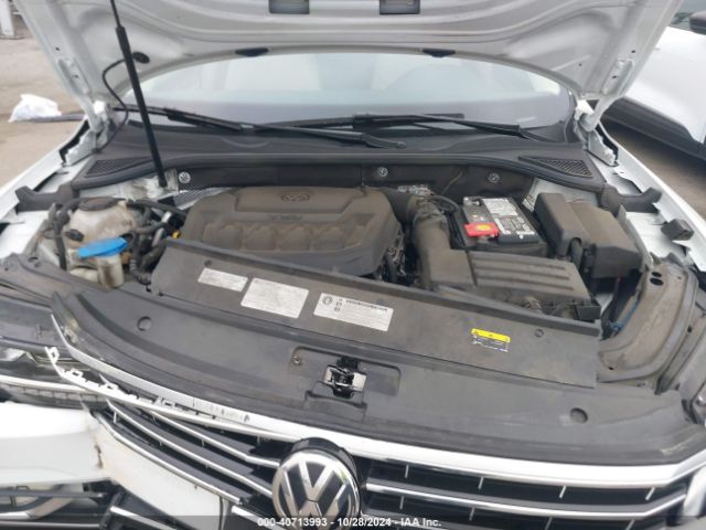 1VWBA7A34JC047410 Volkswagen Passat 2.0t Se