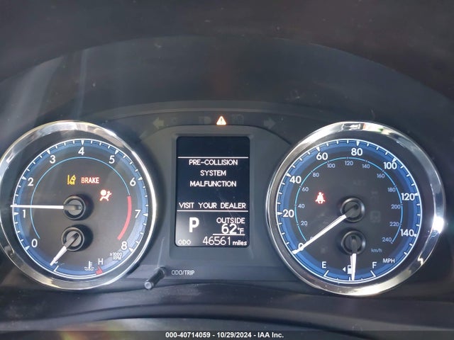 Toyota COROLLA LE 2018 5YFBURHE8JP791077 Image 7