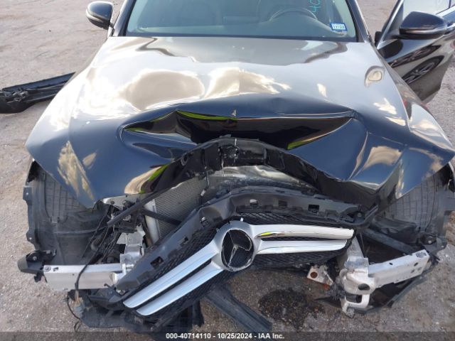 55SWF4JB0GU142780 Mercedes-Benz C 300 Luxury/sport