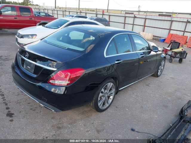 55SWF4JB0GU142780 Mercedes-Benz C 300 Luxury/sport