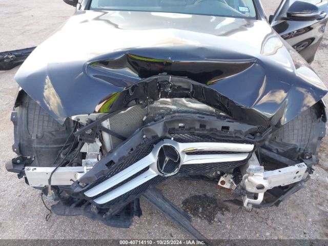 55SWF4JB0GU142780 Mercedes-Benz C 300 Luxury/sport