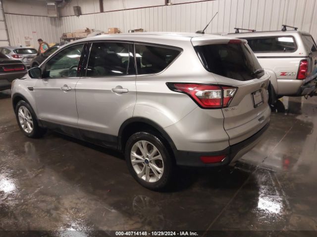 1FMCU9G95HUE76612 Ford ESCAPE SE